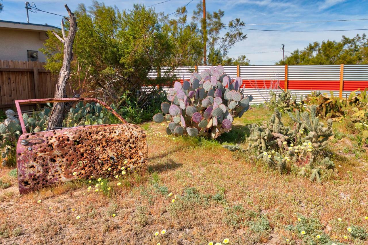 Вилла Cactus Adobe Туэнтинайн-Палмс Экстерьер фото